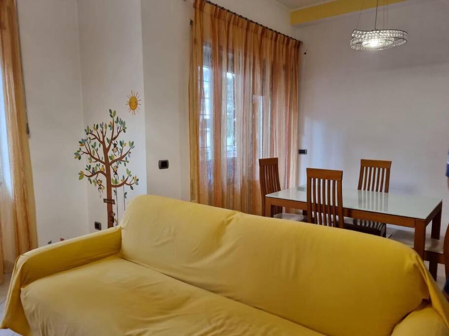 Delizioso E Silenzioso Appartamento A Roma Luaran gambar